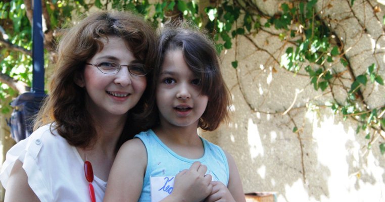 Mamici de cariera: Interviu cu Ana Maria Brezniceanu, director al scolii Montessori
