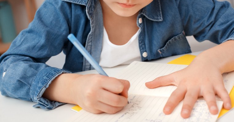Gramatica limbii române s-a schimbat. Cerințe care pun în dificultate și profesorii