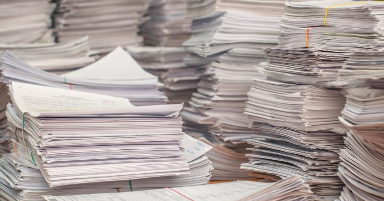 Lege mult așteptată: se interzice instituțiilor publice să mai ceară copii după documente