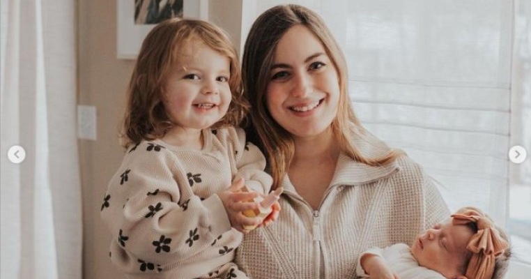 Oamenii mă urăsc pentru că îmi las copilul să înjure