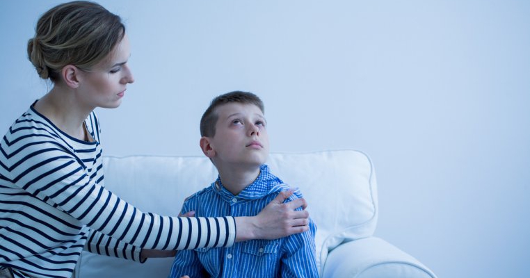 Fiul meu a primit diagnosticul de care eu nu voiam să aud. Am fost devastată, nu mai puteam fugi nicăieri