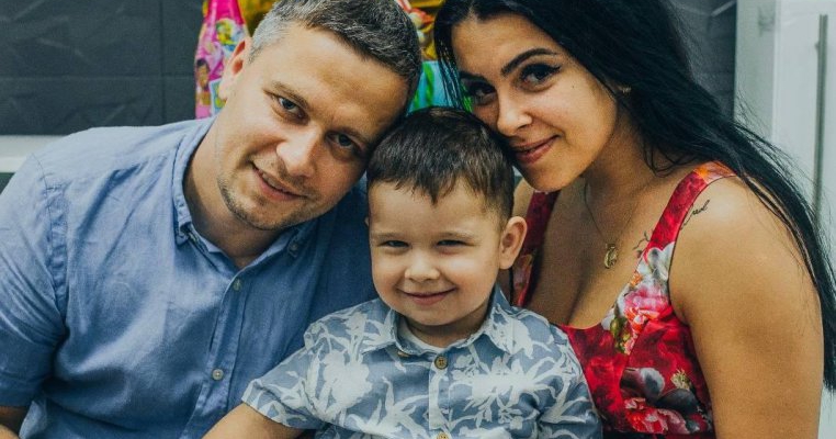 Băiețelul de 2 ani din Botoșani care a căzut de la geam a salvat 6 vieți. Părinții lui au decis să îi doneze organele