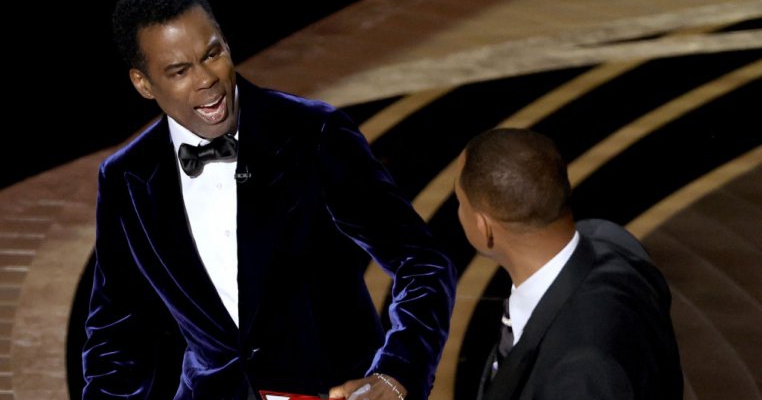 Familia pe primul loc! De ce l-a pocnit Will Smith pe Chris Rock la premiile Oscar