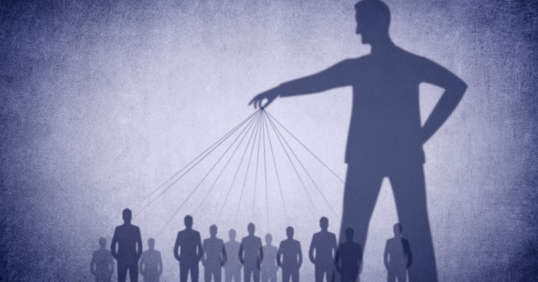 Gaslighting: ce este și cum ne afectează relațiile