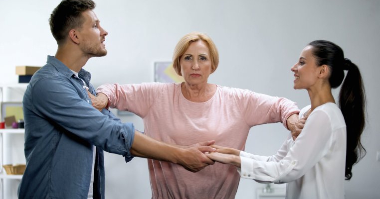 Soacra mea i-a spus soțului meu să divorțeze de mine În timpul tratamentelor de fertilizare in vitro