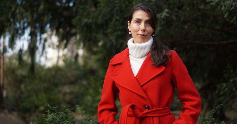 O mai ții minte pe Super Nanny? Ce poveste impresionantă de viața are femeia care îi făcea pe copiii obraznici să-și asculte părinții