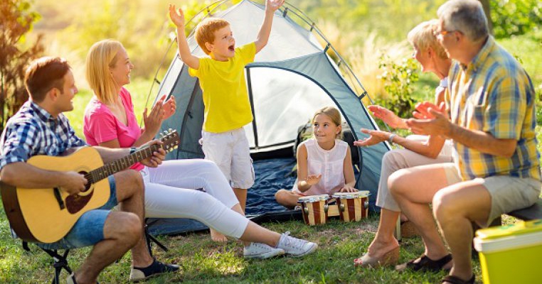 9 locuri de campare cu cortul ideale pentru familie