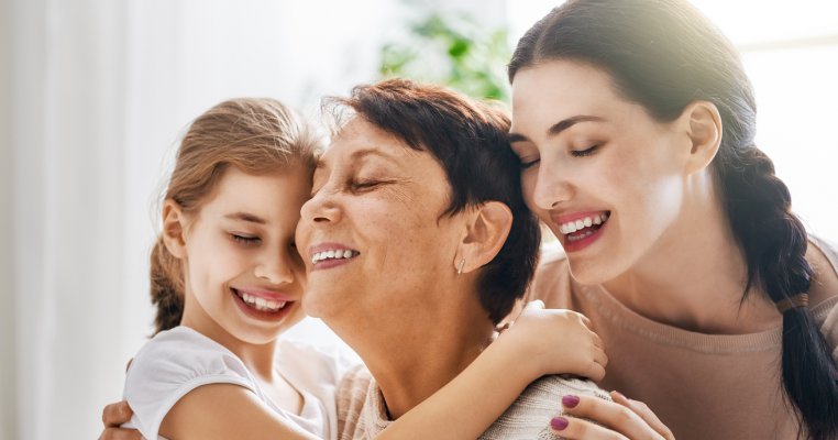 Abia acum, când am și eu copii, îmi dau seama că mama mea a fost cea mai bună mamă