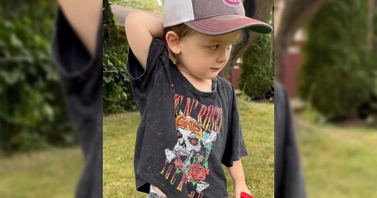 Un video cu fiul meu a devenit viral și acum primesc mii de comentarii agresive. Iată de ce