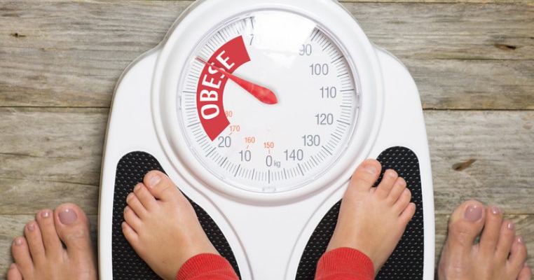 Copiii neiubiți au mai multe șanse să devină obezi la vârstă adultă