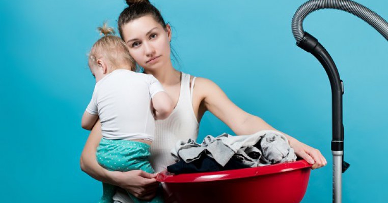 Nu este greu să am grijă de copilul meu, este greu să mă ocup de toate celelalte treburi