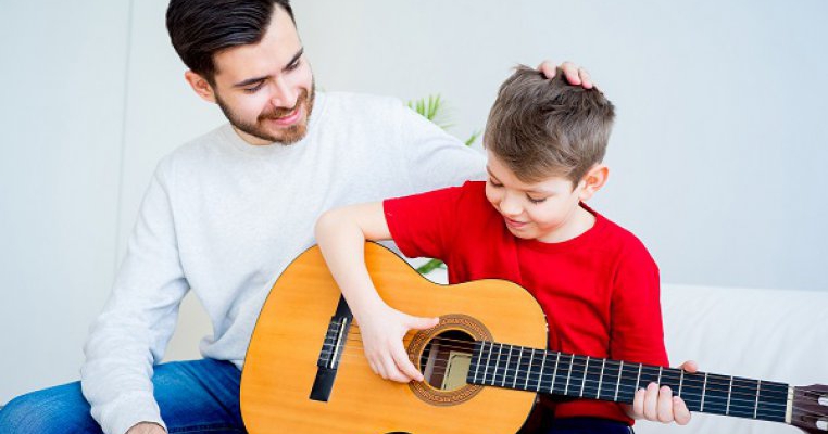 Singura abilitate emoțională care garantează succesul copilului tău mai tare decât IQ-ul