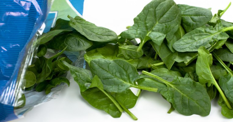 Atenție! Spanac contaminat cu virusul hepatitei A retras din magazinele Profi din România