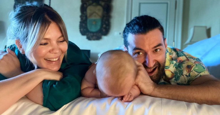 Gina Pistol și Smiley, criticați pentru că nu arată chipul fetiței lor: „Ce se întâmplă dacă arătați fetița? Doamne ferește, câtă secretomanie!”