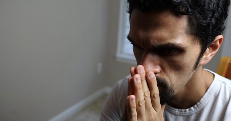 Soția mea însărcintă este împotriva vaccinurilor și asta cred că ne distruge viața