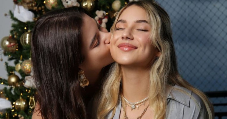 Această mamă i-a șters contul de Instagram al fiicei de 14 ani, care avea peste 1 milion de urmăritori. Motivul?