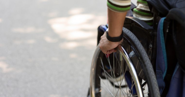 Copiii cu dizabilități primesc o indemnizație compensatorie între 64 și 316 de lei, în ianuarie 2023
