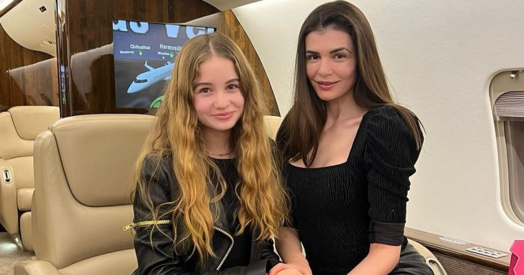 Ce frumoasă este fiica lui Irinel Columbeanu și a Monicăi Gabor! Irina are 15 ani și seamănă leit cu mama ei!