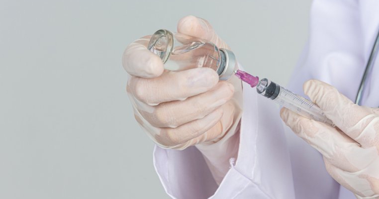Vaccinul împotriva Hepatitei B: când trebuie administrat și cât este valabil
