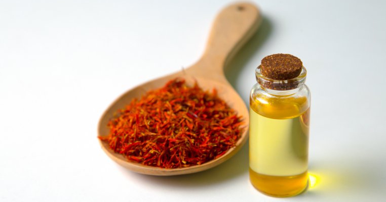 Ulei de șofrănel: beneficii și contraindicații