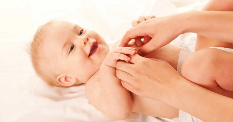 Bebe doarme liniștit…la fel și familia
