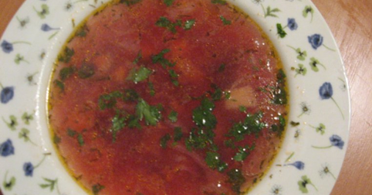 Ciorba de varza rosie