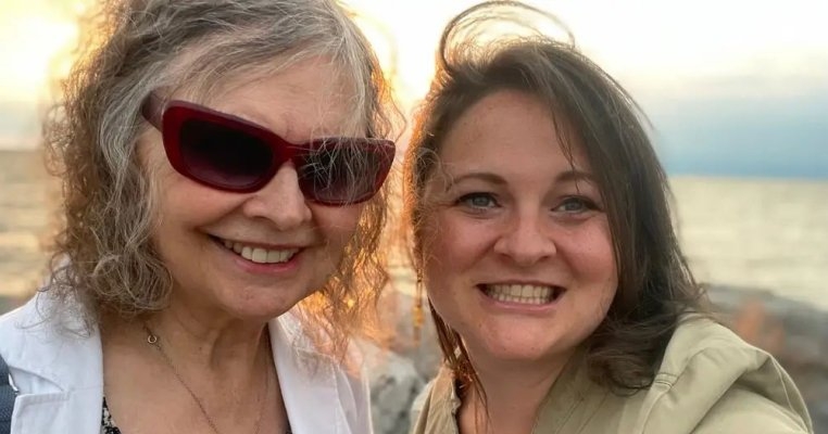 M-am mutat înapoi cu mama la 37 de ani