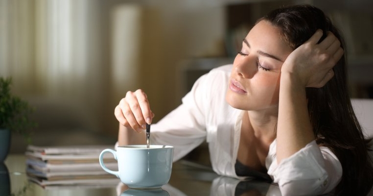 Ce se întâmplă dacă bei cafea pe stomacul gol?
