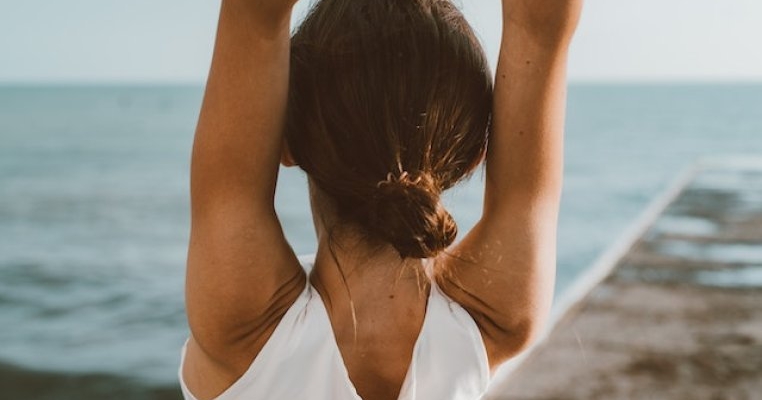 Mama mea „m-a învățat” să-mi urăsc corpul. Cum am reușit să mă iubesc așa cum sunt