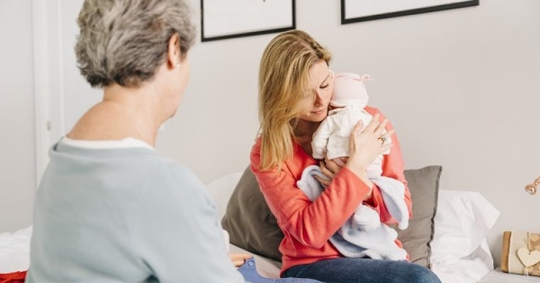 Am născut de două luni și sunt judecată pentru felul în care arăt