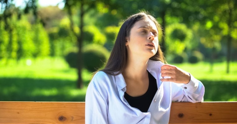 Cum influențează schimbarea climatică femeile însărcinate