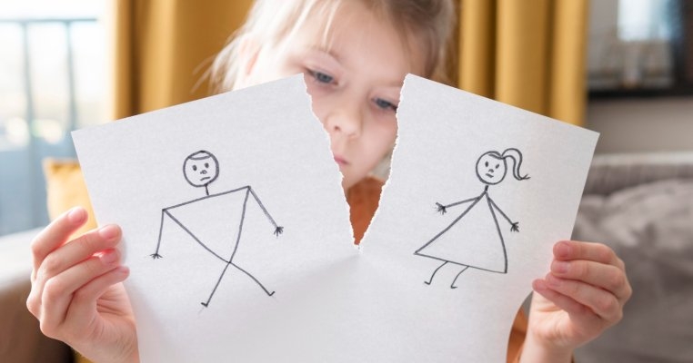 Părinții au divorțat când eram copil și eu am divorțat când copiii mei erau mici. Am avut nevoie de ani întregi pentru a mă vindeca