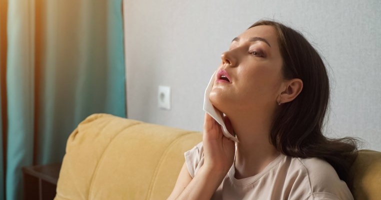 Transpirația excesivă la cap: cauze și remedii