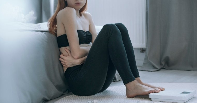 Studiu: adolescenții au dezvoltat tulburări alimentare grave după pandemie