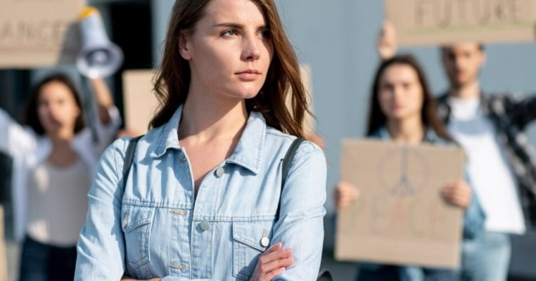 Greva se suspendă: Profesorii așteaptă adoptarea ordonanței de urgență