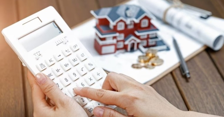 Este normal ca părinții să le ceară chirie copiilor? Cum a scandalizat internetul un cuplu de peste hotare