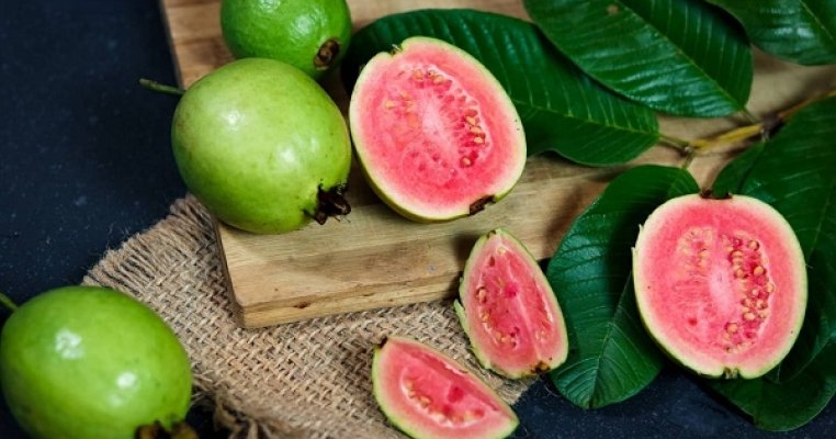 Guava: beneficii, proprietăți și moduri de consum
