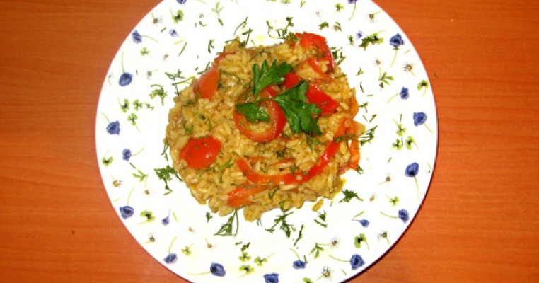 Orez cu curry si rosii