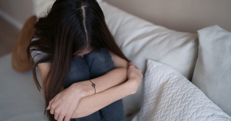 Noua lege în România: actul sexual cu un minor sub 16 ani este considerat viol