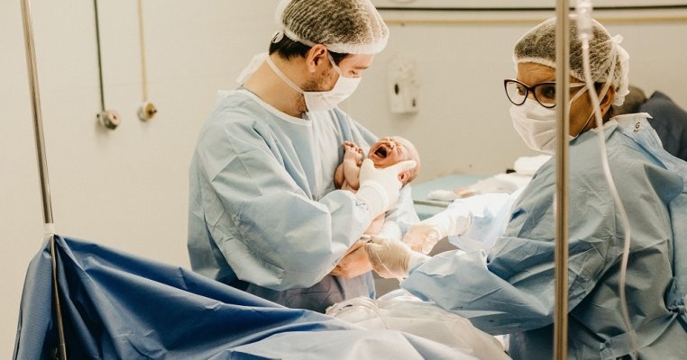 10 sfaturi utile pentru viitorii tătici care vor să fie de ajutor în momentul nașterii