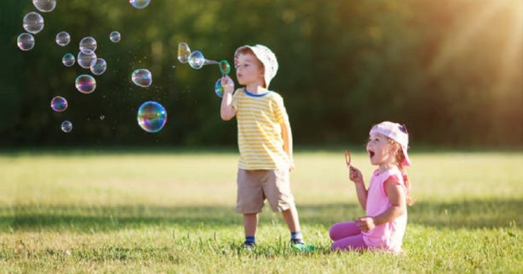 4 modalități eficiente de a structura timpul copilului tău