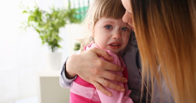 Fetița mea a fost diagnosticată (GREȘIT) cu Hepatita C la doar 2 ani