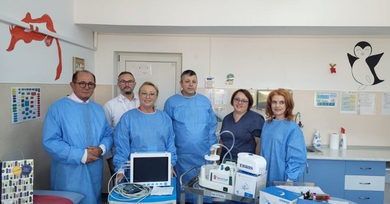 Spitalul din Rupea primește aparatură medicală vitală pentru secțiile de Pediatrie și Ginecologie