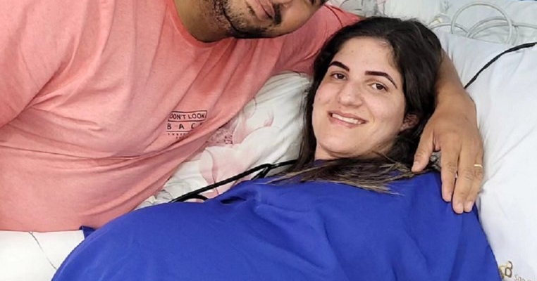 O femeie a născut șase copii în 10 minute! Mama și copiii sunt perfect sănătoși