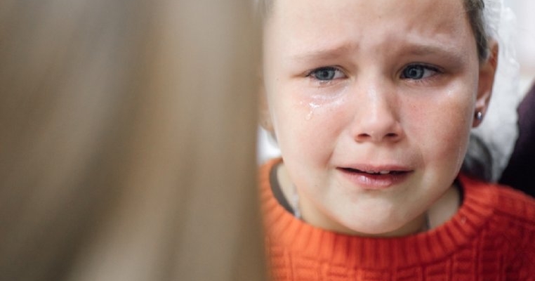 O fetiță de doar doi ani care se îmbolnăvea foarte des a fost diagnosticată cu o afecțiune gravă, după ce mama ei a palpat-o pe burtică