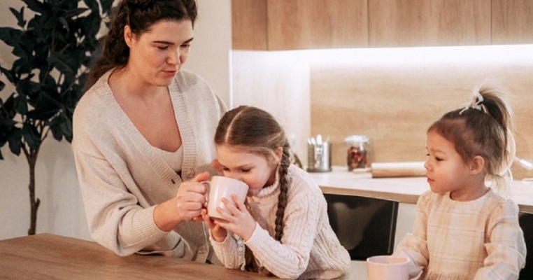 5 alarme = secretul unei mame pentru a pregăti la timp copiii pentru școală