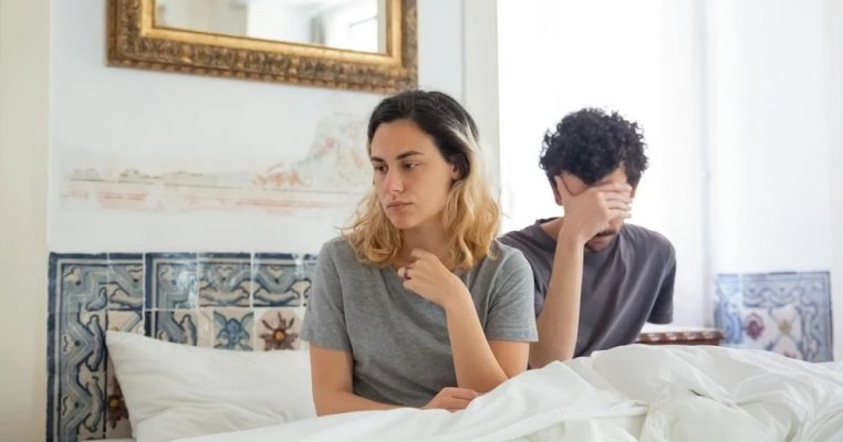 "Mami" și "tati" nu au ce căuta în pat! Află TOTUL despre cele două cuvinte care îți sabotează viața intimă
