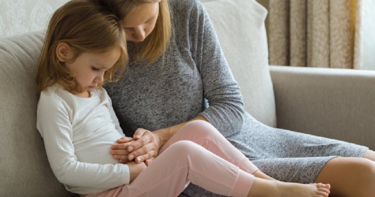 Mami, ma doare burtica! Ce afecțiuni se pot ascunde în spatele unei banale dureri de burtica?