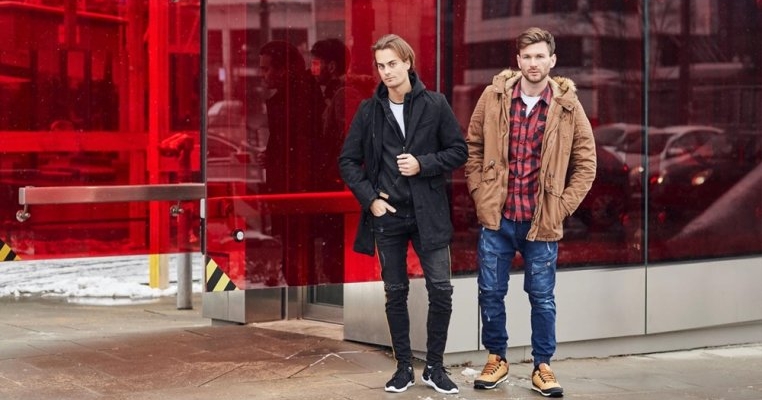 Ce articole din magazinele de îmbrăcăminte sunt cele mai populare? Verifică ce ți se potrivește