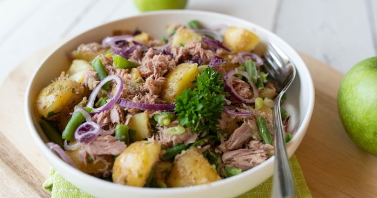 Rețetă rapidă de salată orientală cu ton